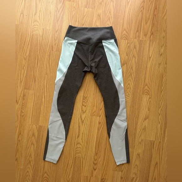 Nike Dri-Fit Leggings - Picture 3 of 4